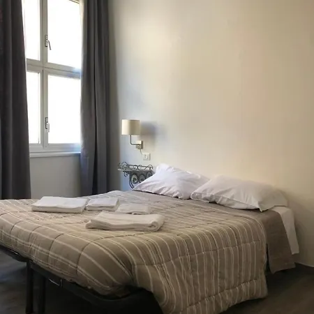 Πανσιόν Ai Leoni Βερόνα