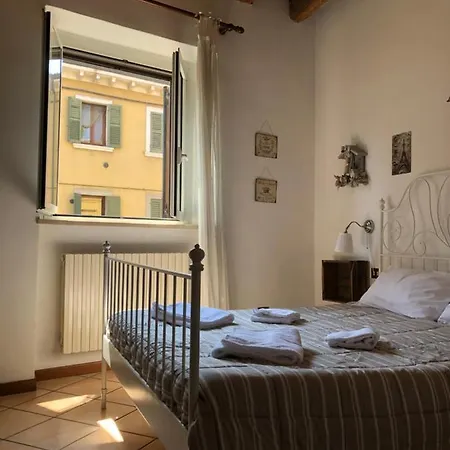 Konukevi Ai Leoni Verona
